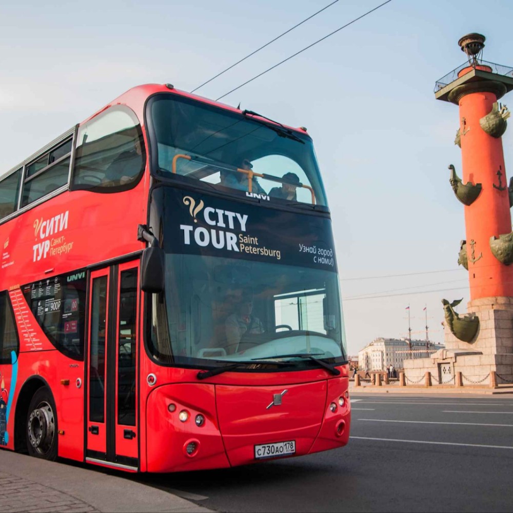 Red sightseeing bus