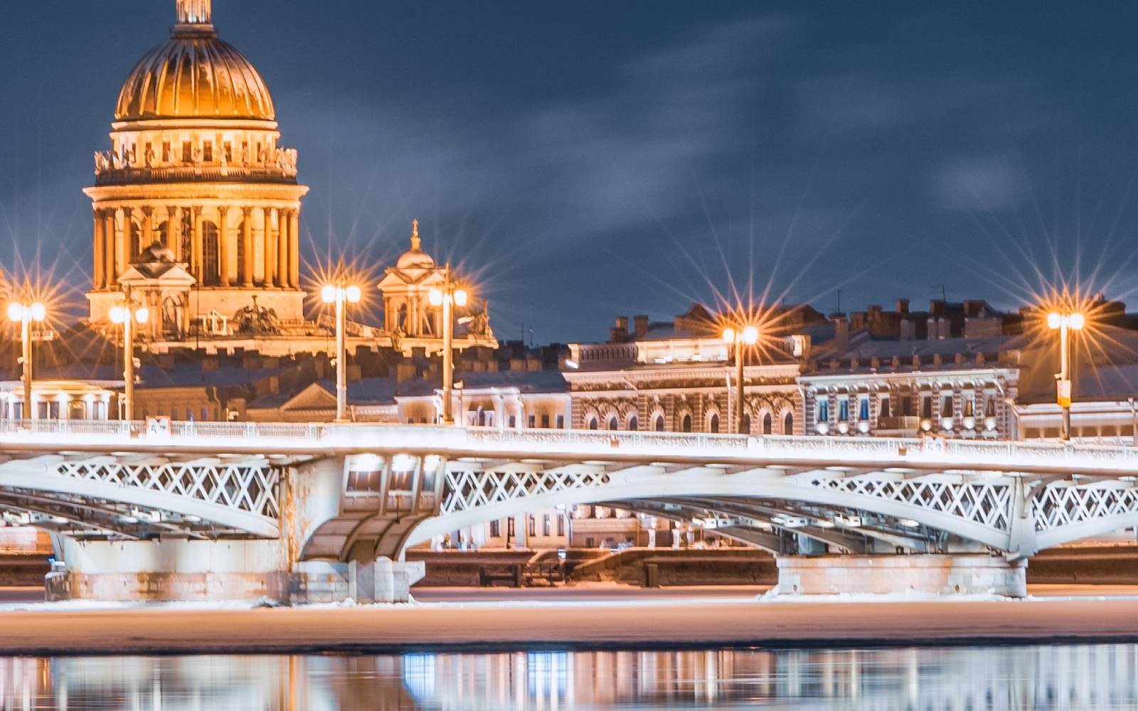 Tour to Saint Petersburg