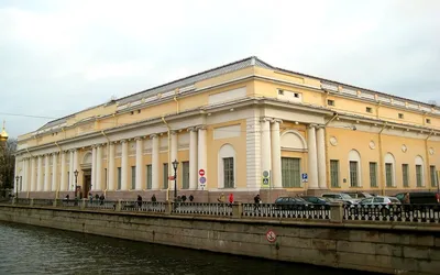 Sightseeing tour of St. Petersburg with a visit to the Benois Wing of the Russian Museum