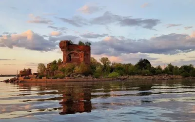 Excursion to Kronstadt and boat trip
