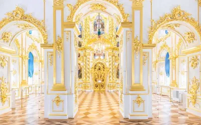 Excursion to Peterhof to the Grand Palace from St. Petersburg