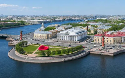 Petersburg in an hour - sightseeing bus tour