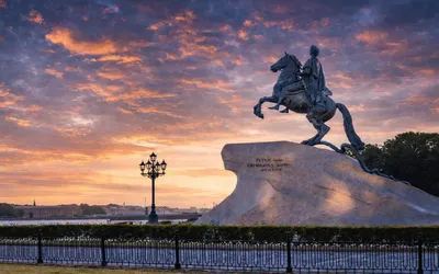 St. Petersburg tour (1 day / 1 night)